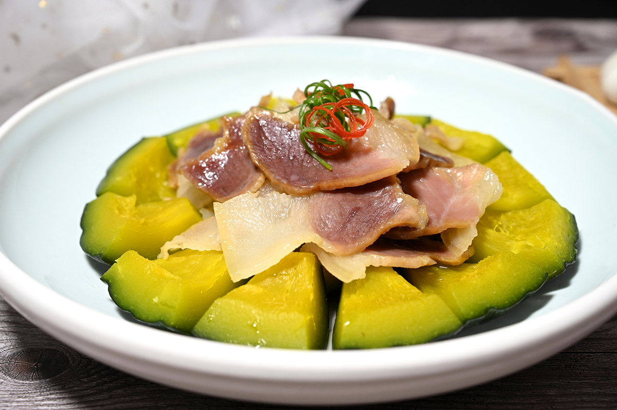 臘肉片蒸南瓜.jpg